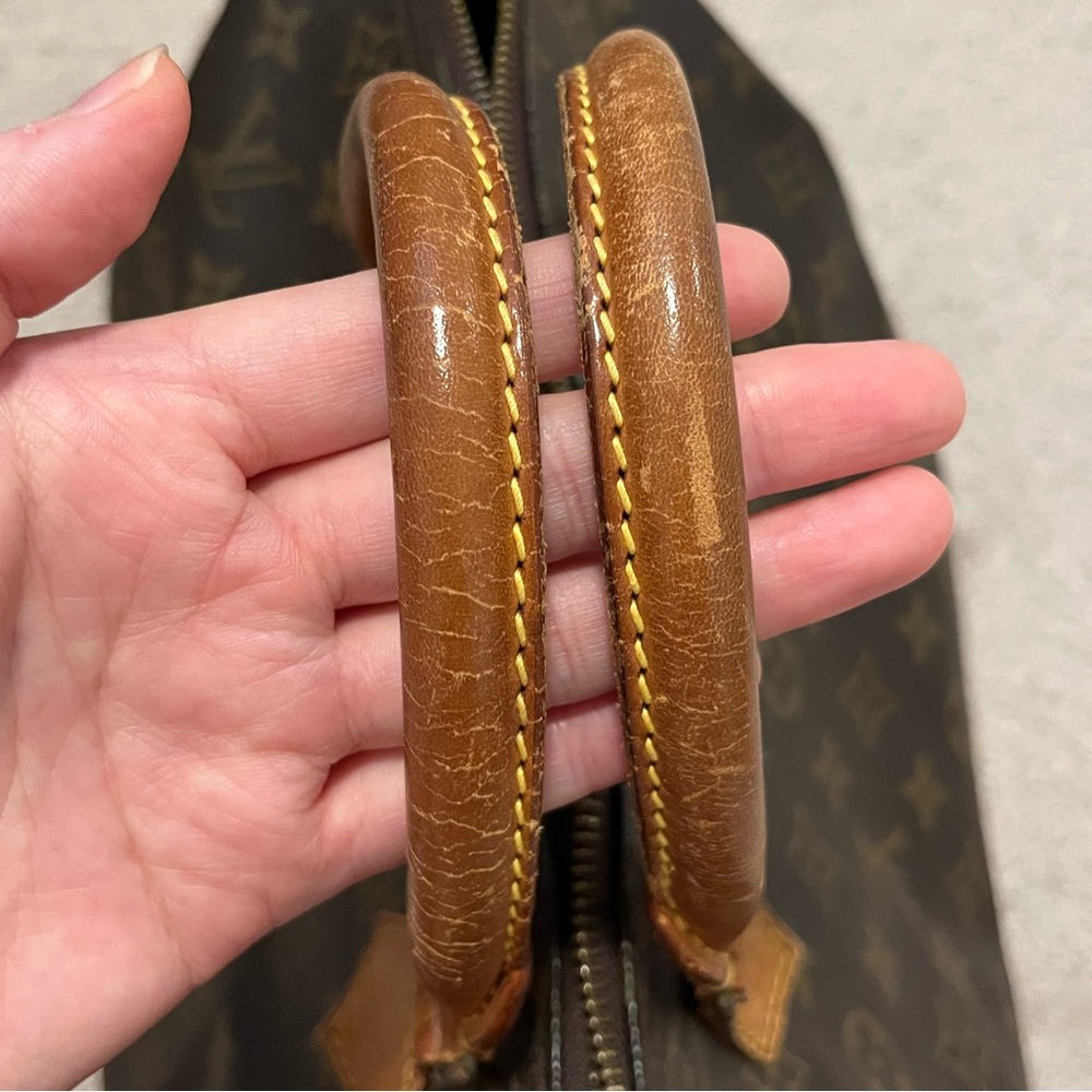 SOLD AUTHENTIC Louis Vuitton Brown Monogram Speedy 30 - Picture 3 of 15